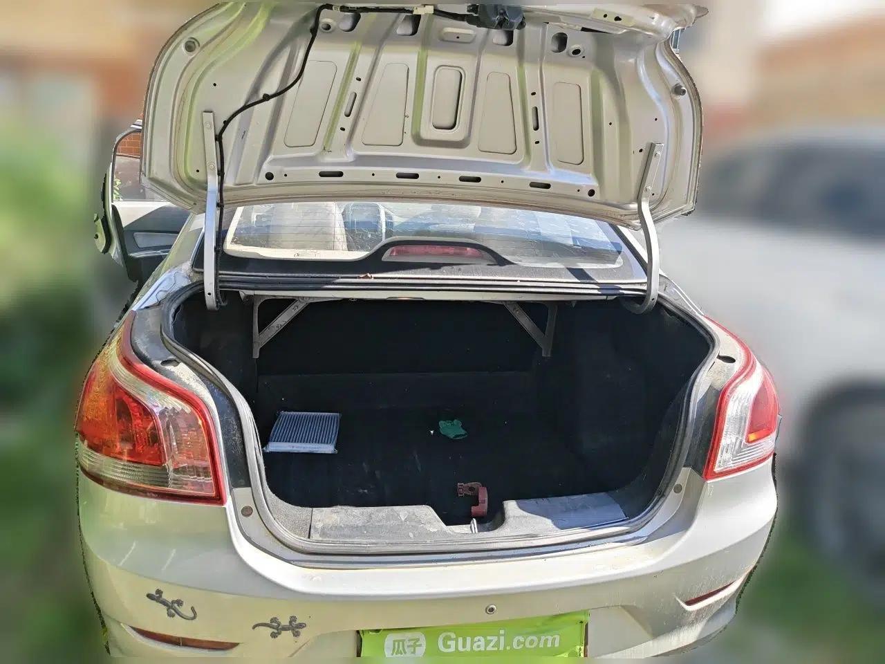 Baojun 630 2011 1.5L manual standard version — миниатюра 20