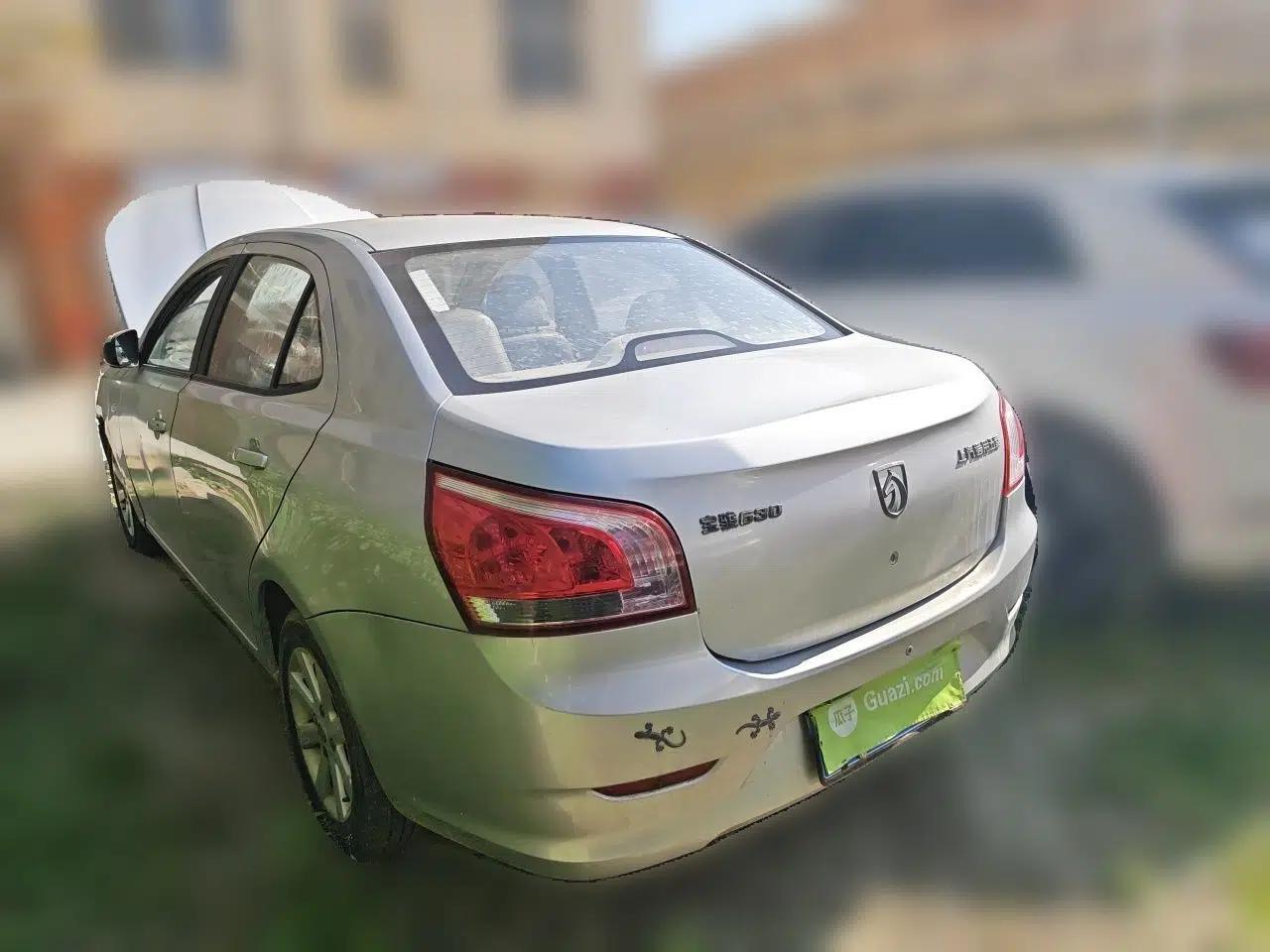 Baojun 630 2011 1.5L manual standard version — миниатюра 4