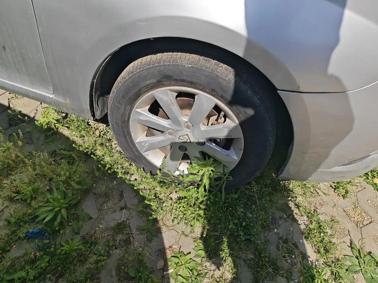 Baojun 630 2011 1.5L manual standard version — миниатюра 8