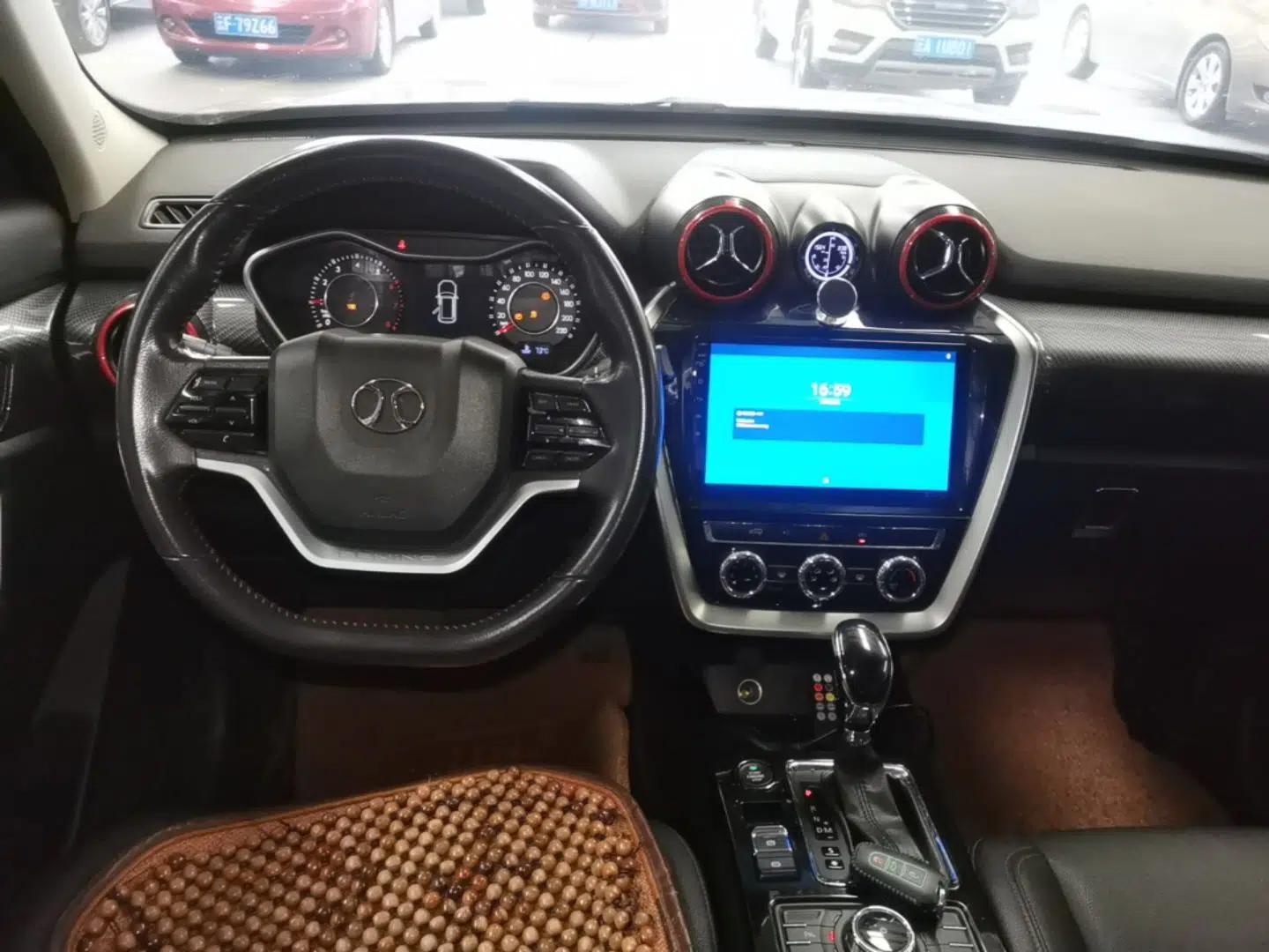 BAIC Off-Road BJ20 2016 1.5T CVT Luxury Model — миниатюра 13