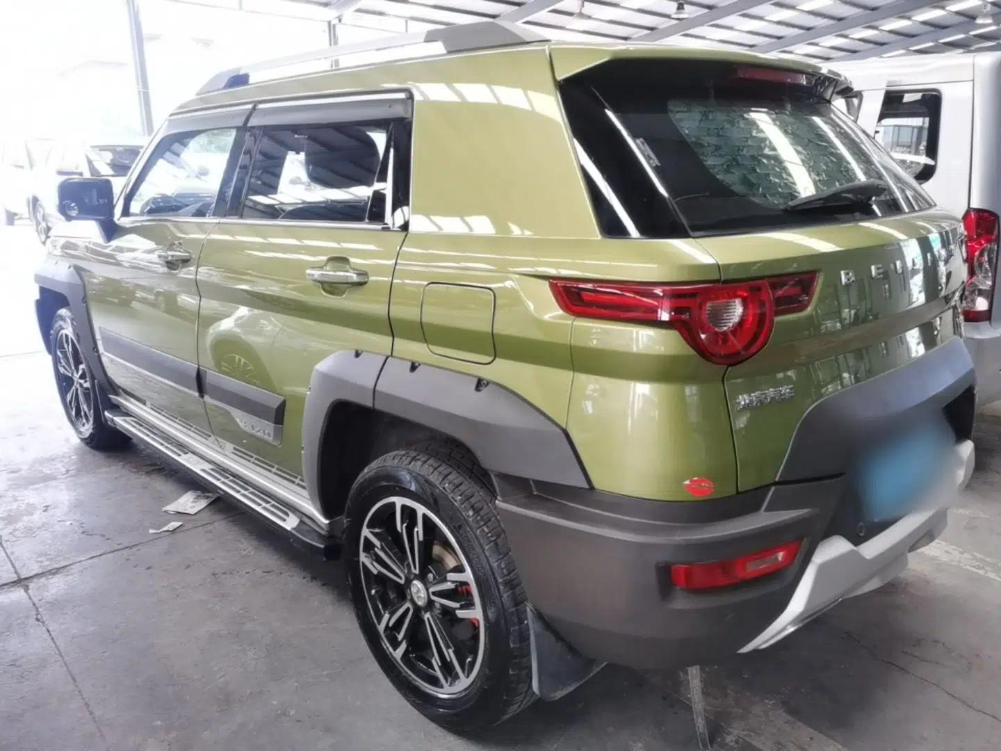 BAIC Off-Road BJ20 2016 1.5T CVT Luxury Model — миниатюра 4