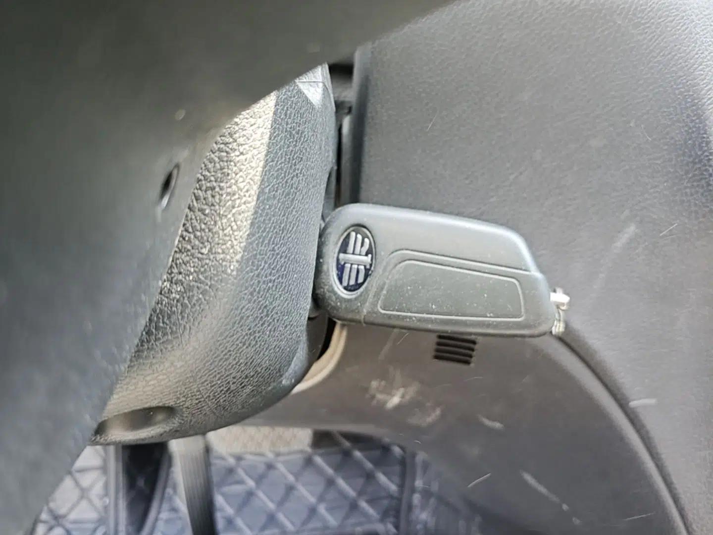 Bestune B50 2016 1.6L Automatic Luxury Model — миниатюра 12