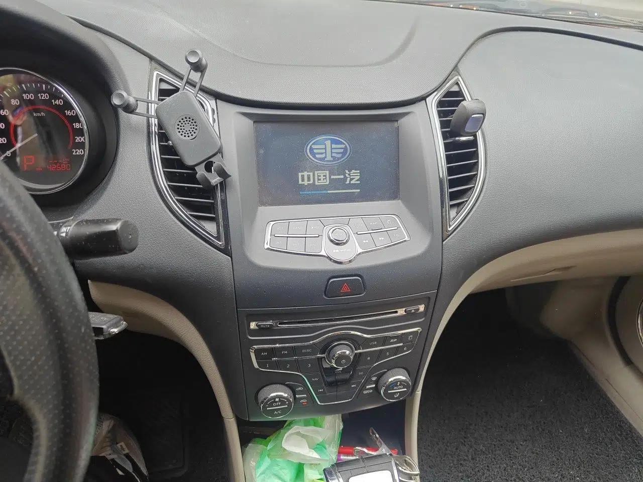 Bestune B50 2013 1.6L automatic luxury version — миниатюра 14