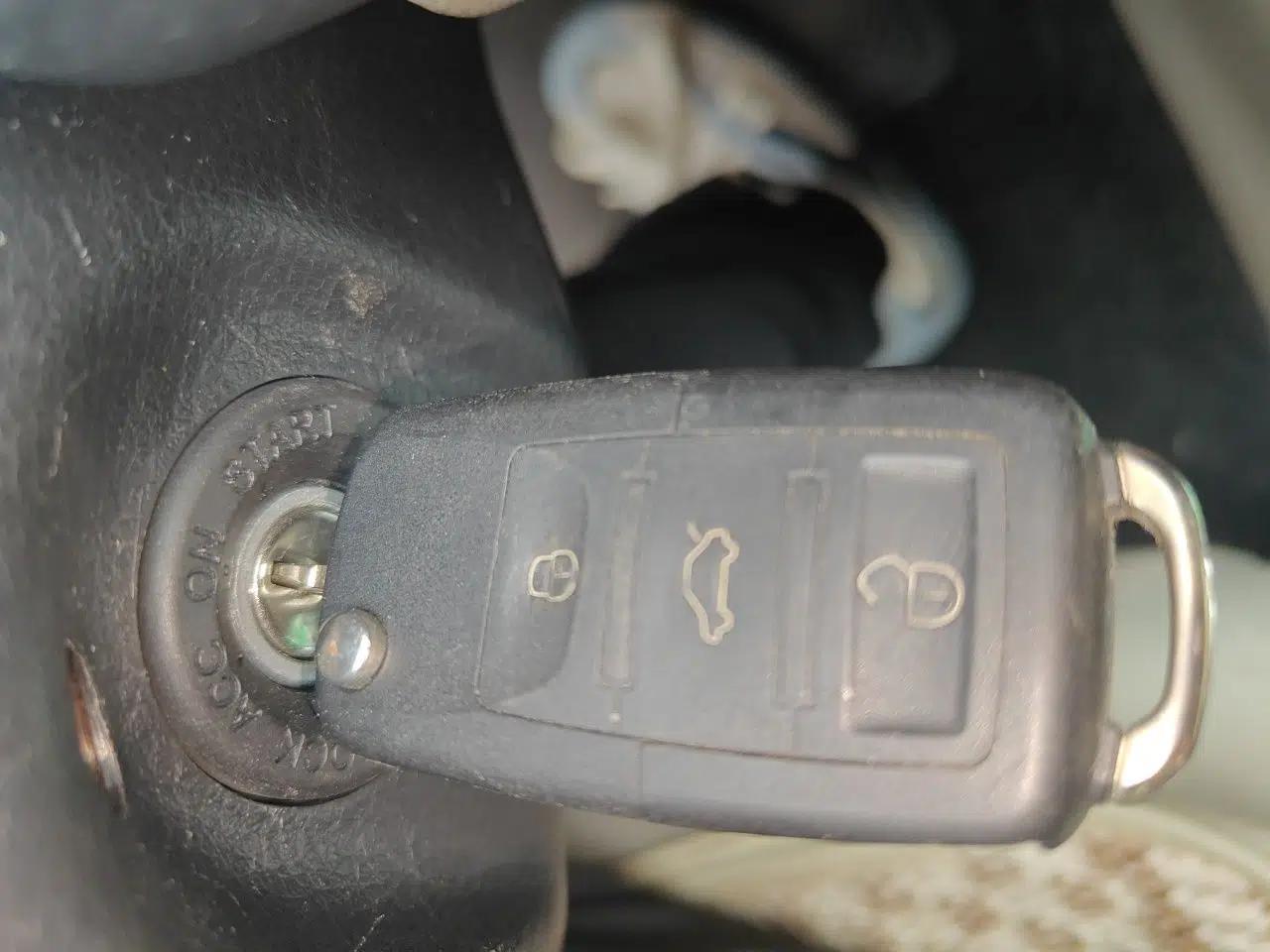 Bestune B50 2013 1.6L automatic luxury version — миниатюра 9