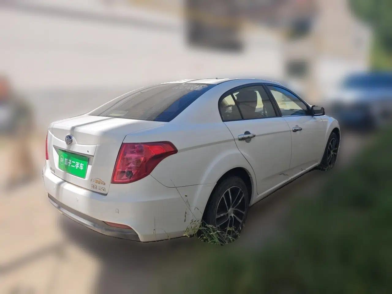Bestune B50 2013 1.6L manual Comfort trim level — миниатюра 6