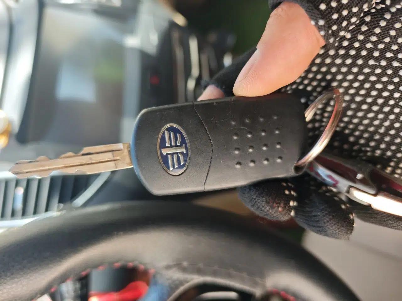 Bestune B50 2013 1.6L manual Comfort trim level — миниатюра 9