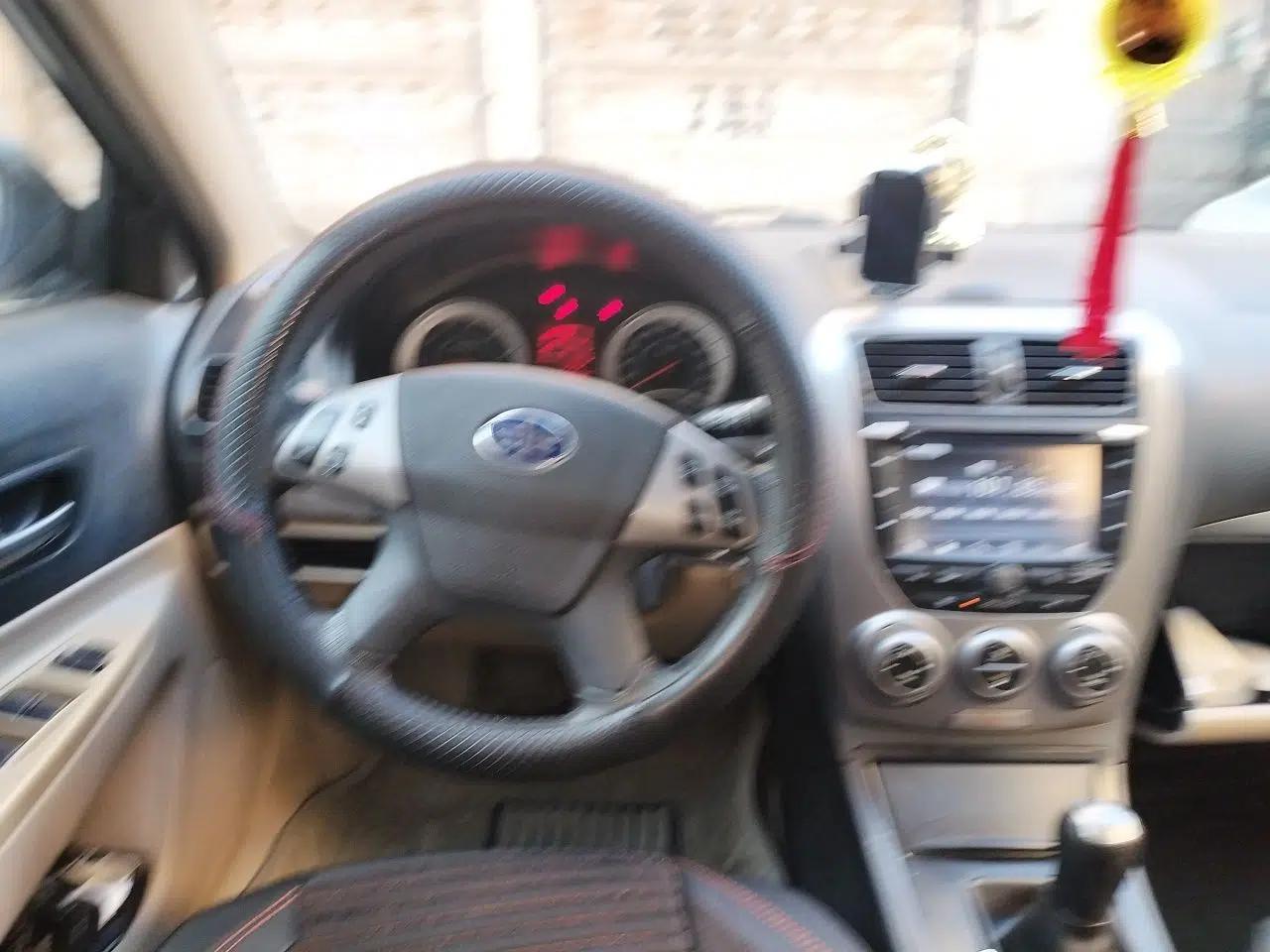 Bestune B50 2012 1.6L manual sunroof version — миниатюра 11