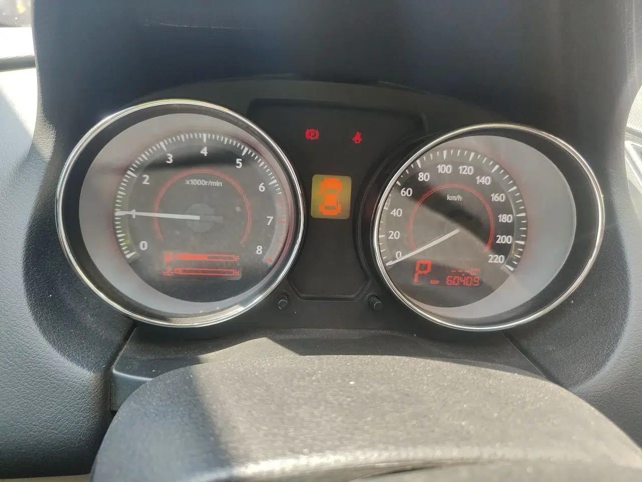 Bestune B50 2013 1.6L automatic luxury version — миниатюра 12