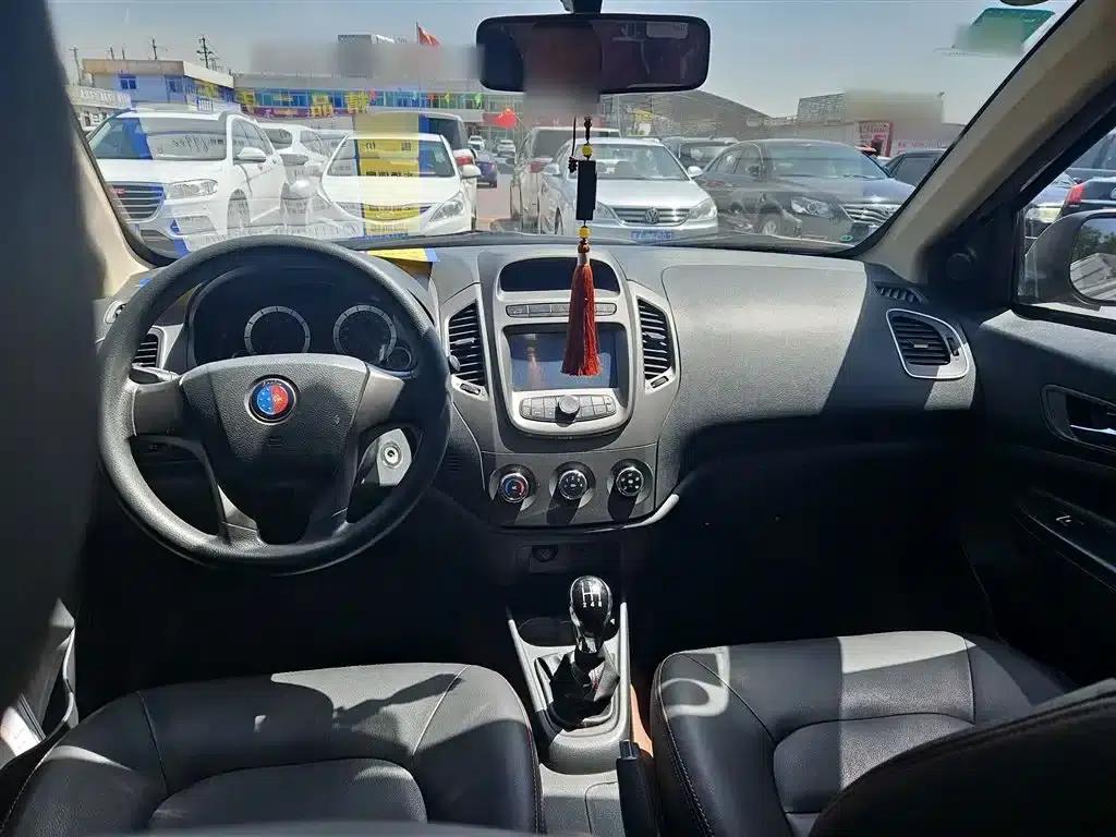 King Kong 2015 Sedan 1.5L Manual Super Comfort Edition — миниатюра 15