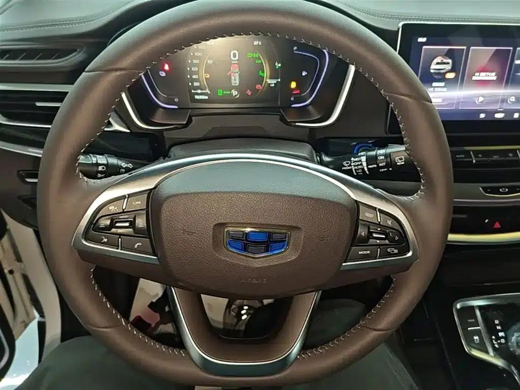 Jiaji New Energy 2019 1.5TD PHEV Premium Edition — миниатюра 11