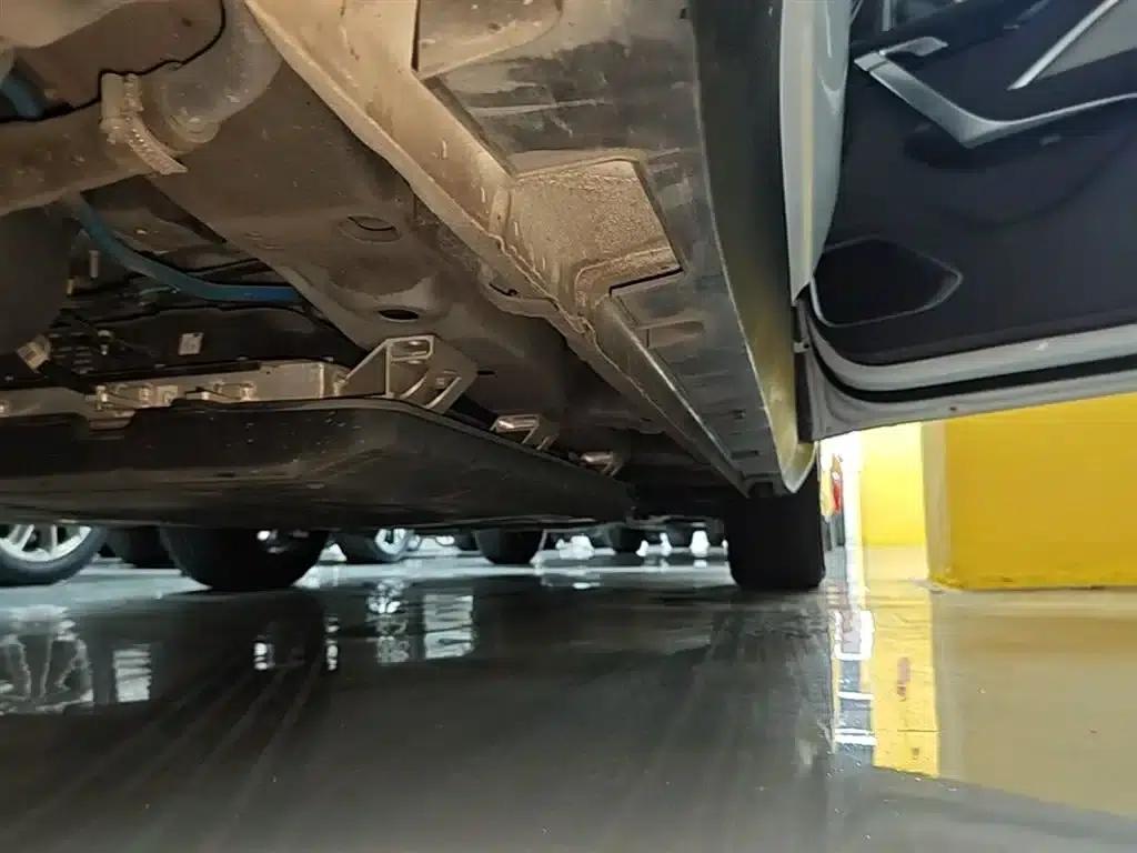 Jiaji New Energy 2019 1.5TD PHEV Premium Edition — миниатюра 21