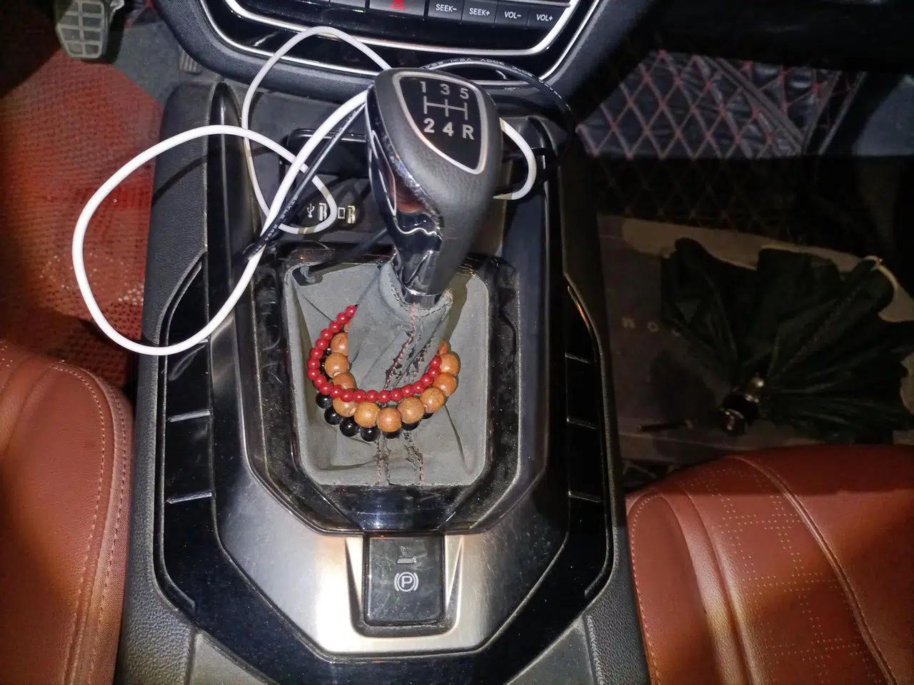 BAIC Senova D50 2018 1.5L Manual Prestige Intelligent Drive Edition — миниатюра 15
