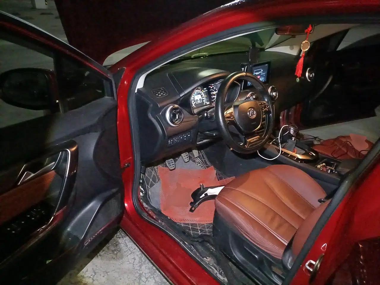 BAIC Senova D50 2018 1.5L Manual Prestige Intelligent Drive Edition — миниатюра 17