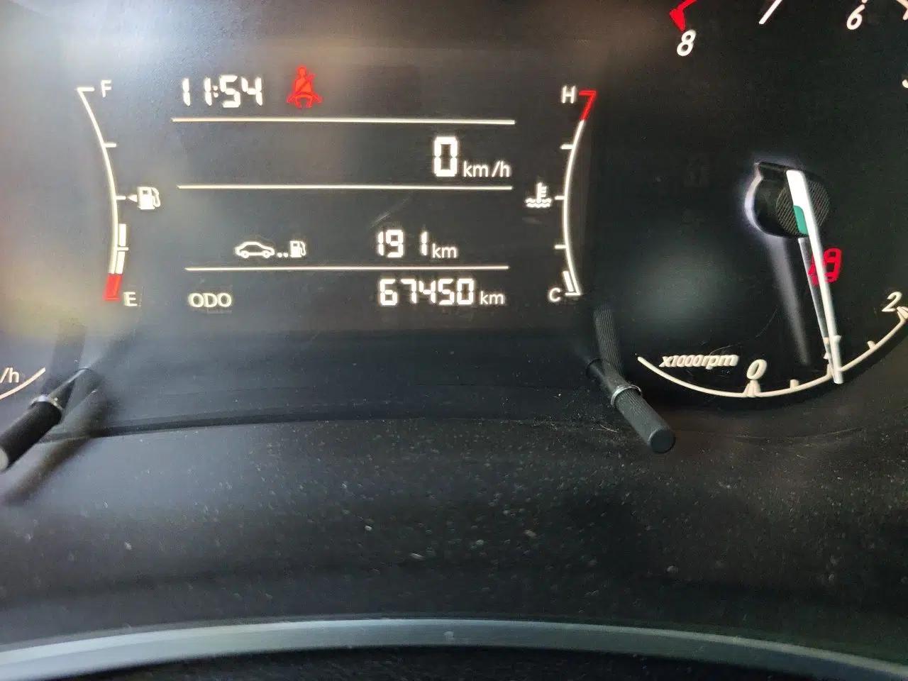 BAIC Senova D50 2018 1.5L Manual Luxury Intelligent Driving Version — миниатюра 13