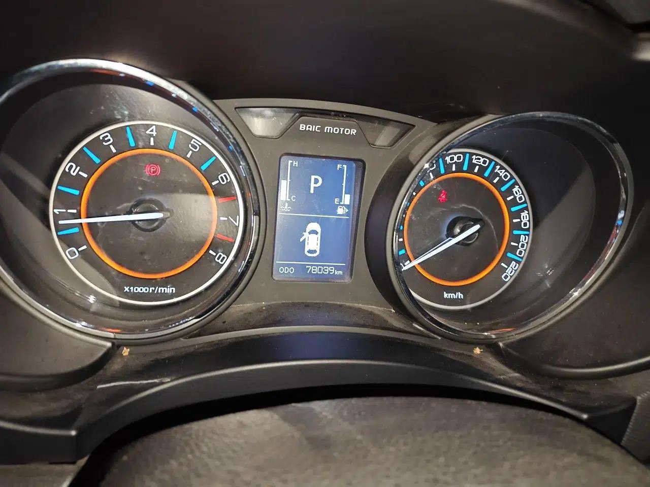 BAIC Senova X55 2016 1.5T CVT Comfort Version — миниатюра 13