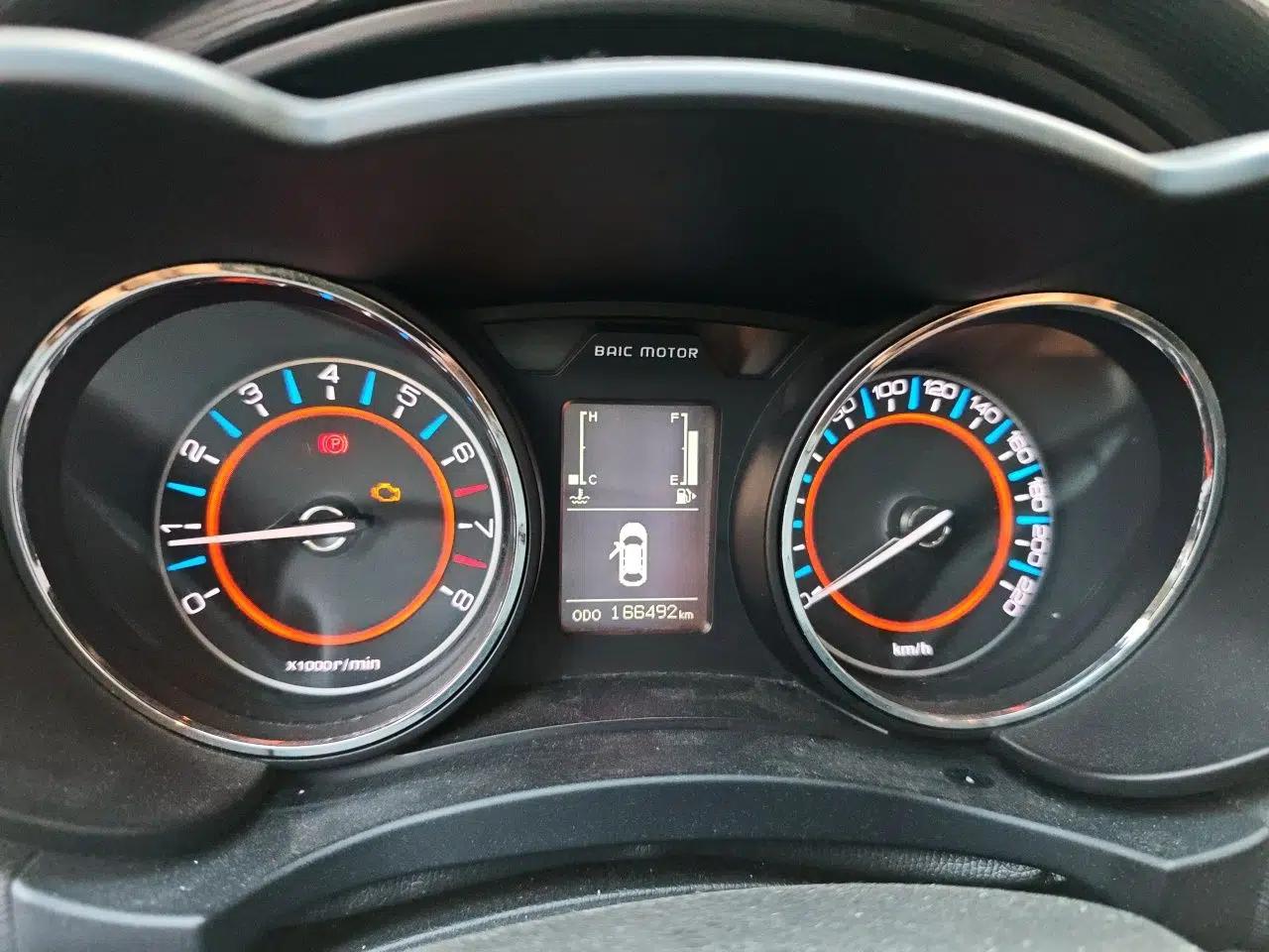 BAIC Senova X55 2016 1.5L Manual Comfort Version — миниатюра 12