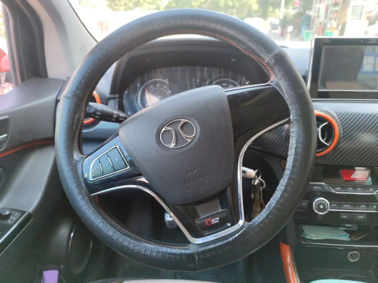 BAIC Senova X25 2015 1.5L Manual Elite Edition — миниатюра 11