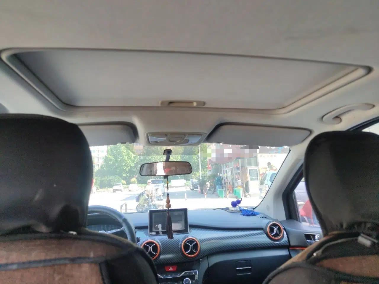 BAIC Senova X25 2015 1.5L Manual Elite Edition — миниатюра 19