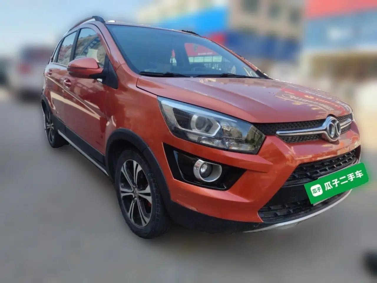 BAIC Senova X25 2015 1.5L Manual Elite Edition — миниатюра 3