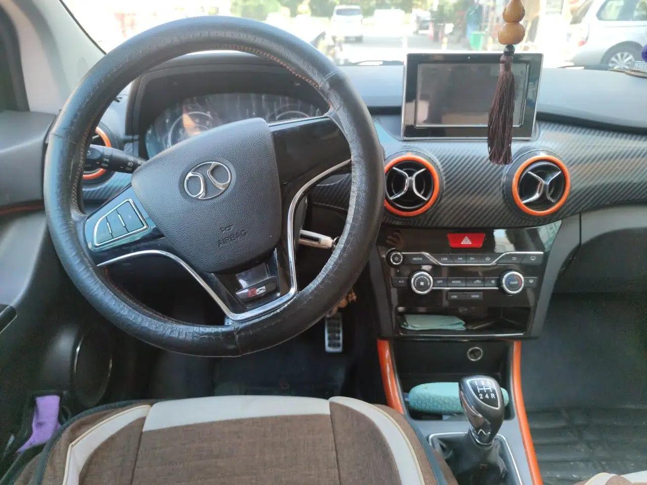 BAIC Senova X25 2015 1.5L Manual Elite Edition — миниатюра 10