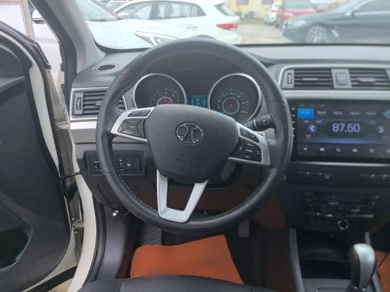 BAIC Senova X65 2015 2.0T Automatic Elite Model — миниатюра 14