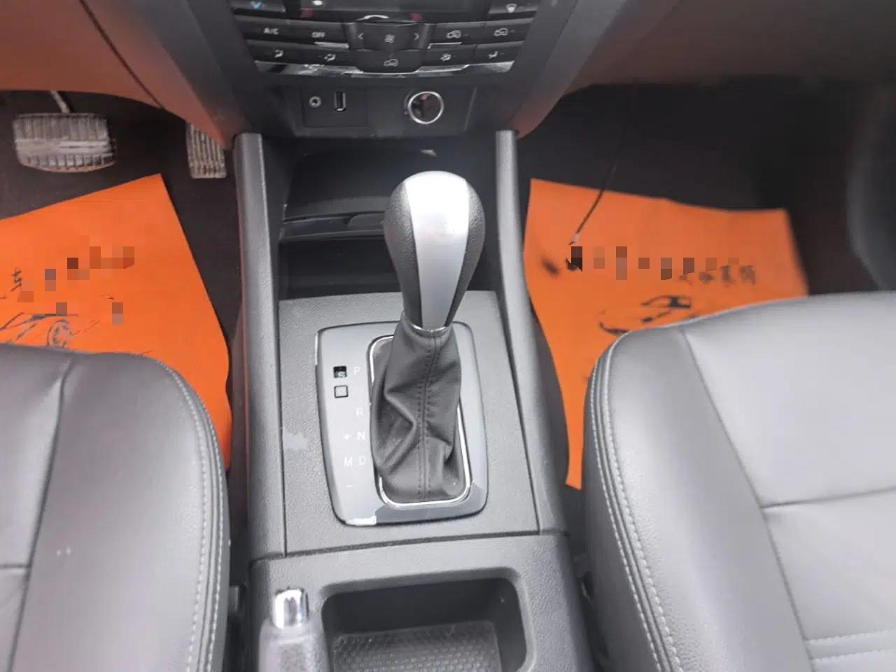 BAIC Senova X65 2015 2.0T Automatic Elite Model — миниатюра 17