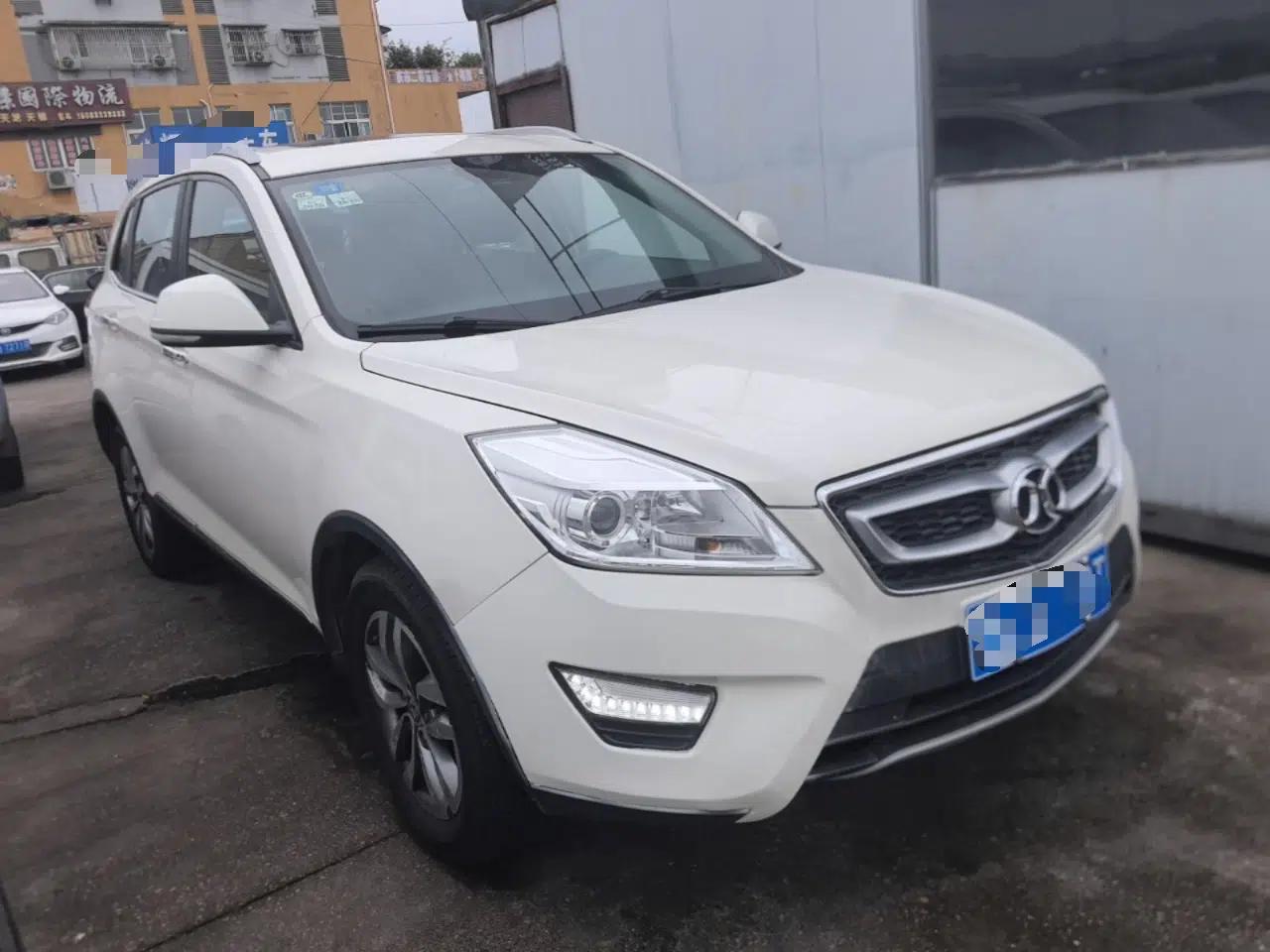 BAIC Senova X65 2015 2.0T Automatic Elite Model — миниатюра 3