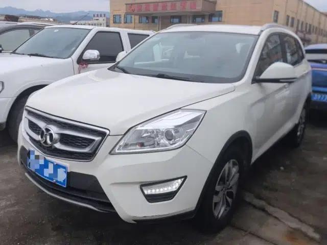 BAIC Senova X65 2015 2.0T Automatic Elite Model
