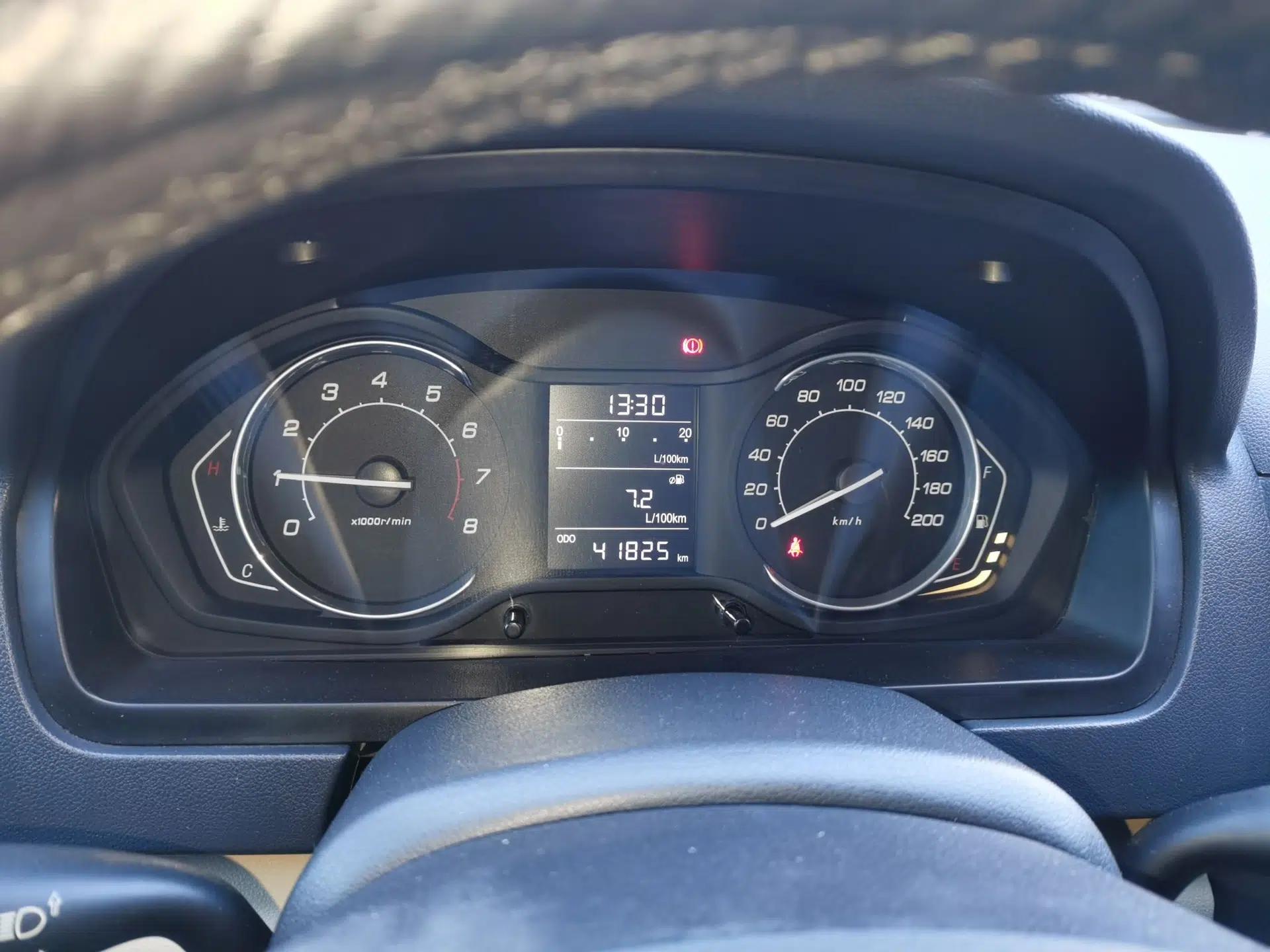 BAIC Senova D20 2015 Sedan 1.3L Manual Joy Edition — миниатюра 13