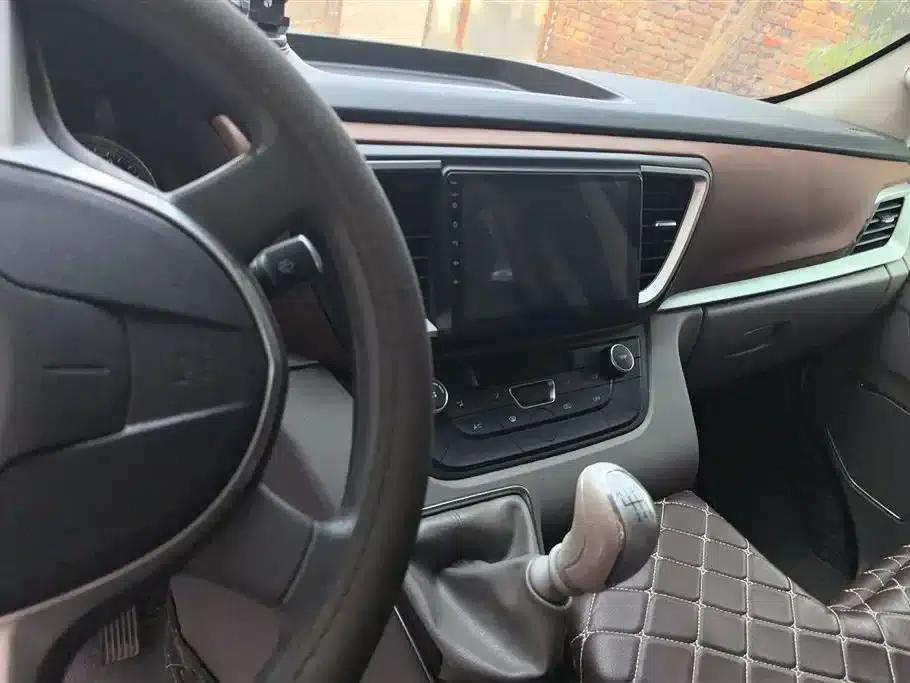 Starlight 2023 2.5T 6 Series Business Edition 17-seater D25TCIF1 — миниатюра 13