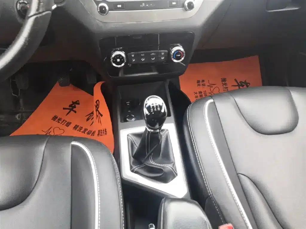 Refine S2 2015 1.5L Manual Deluxe Smart Edition — миниатюра 14