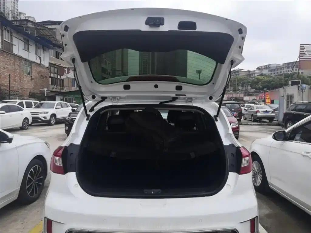 Refine S2 2015 1.5L Manual Deluxe Smart Edition — миниатюра 19