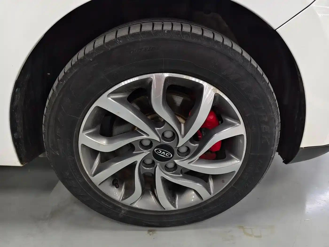JAC iEV7S 2018 Smart Edition — миниатюра 16