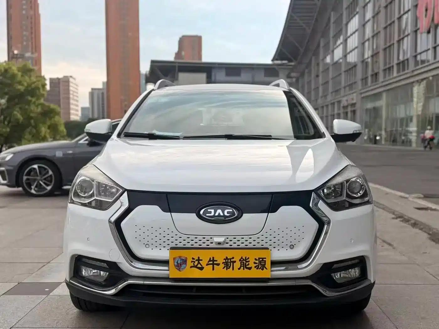 JAC iEV7S 2019 Luxury Smart Premium Edition — миниатюра 2