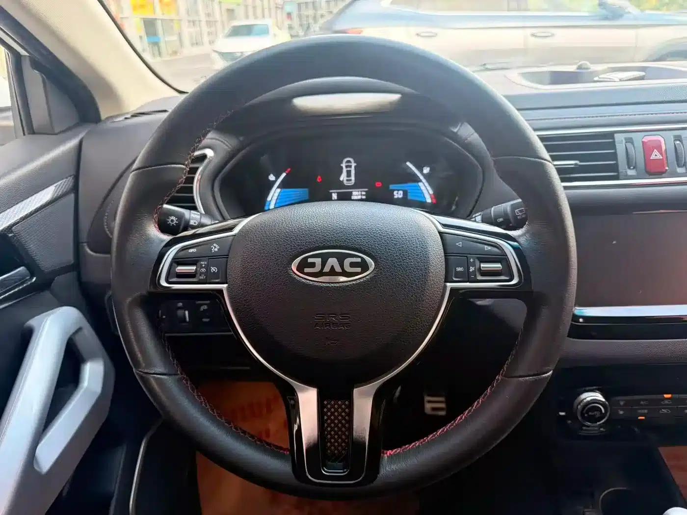 JAC iEV7S 2019 Luxury Smart Premium Edition — миниатюра 13