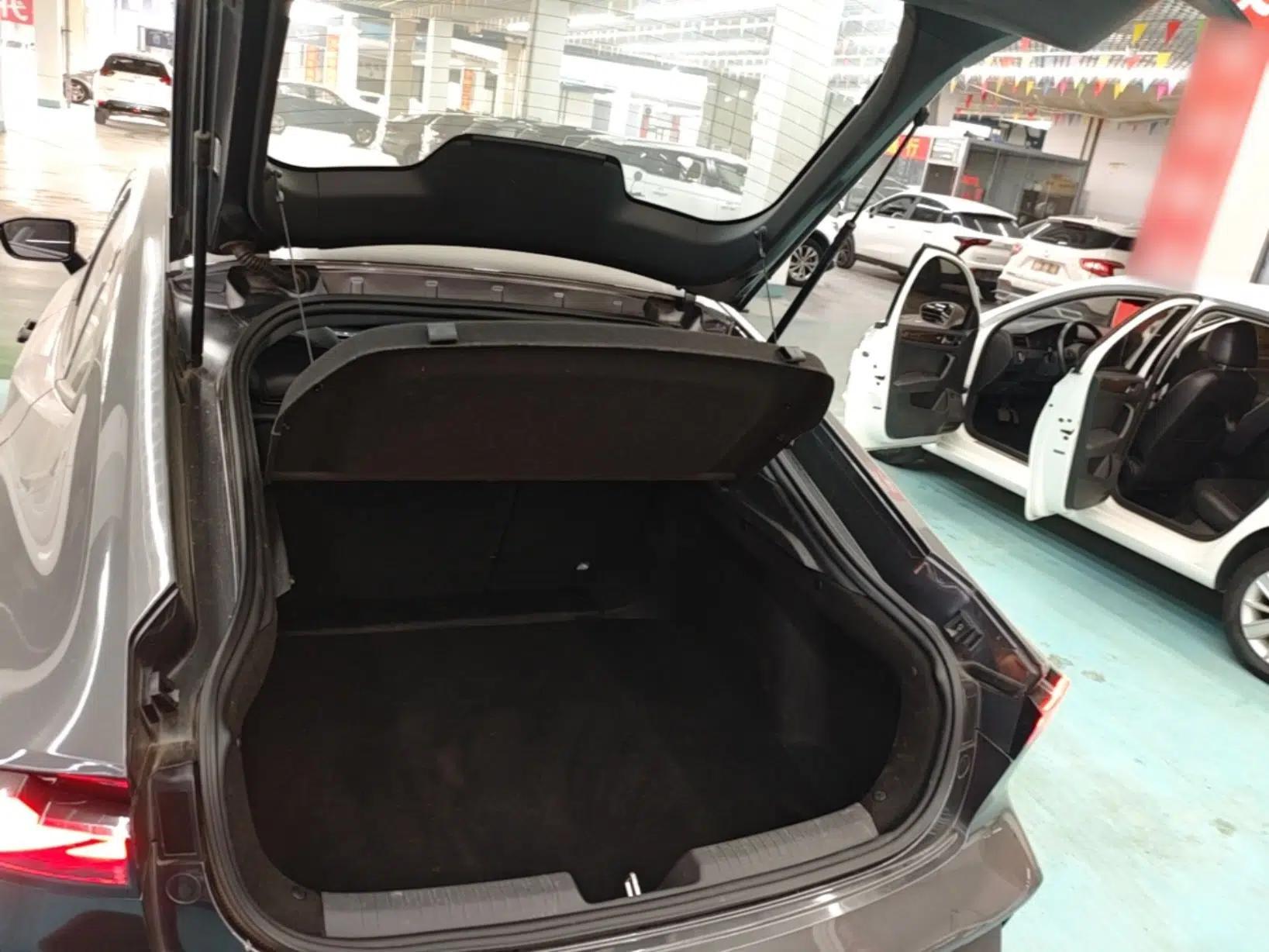 CHANGAN UNI-V iDD 2023 ZhiDian iDD 1.5T 113km Smart & Fun Version — миниатюра 21
