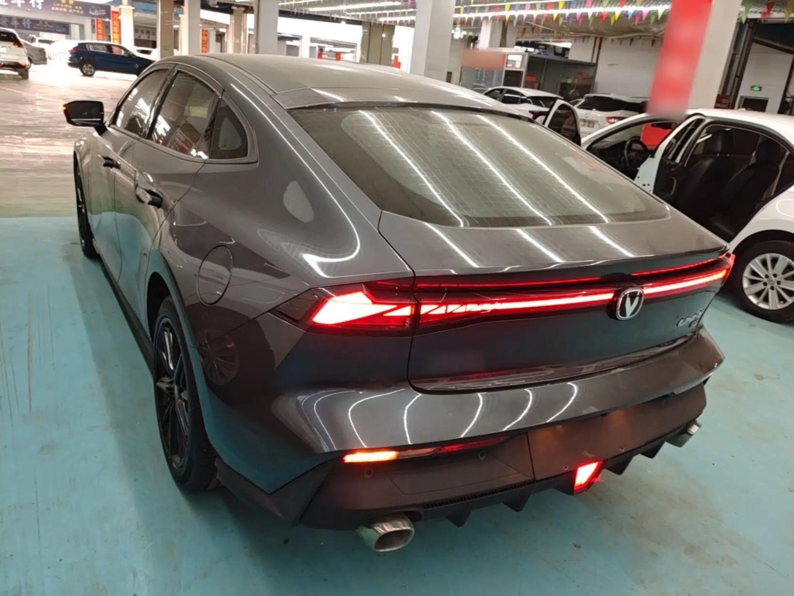 CHANGAN UNI-V iDD 2023 ZhiDian iDD 1.5T 113km Smart & Fun Version — миниатюра 7