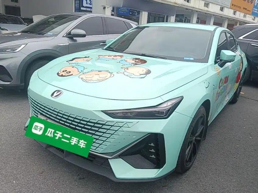 CHANGAN UNI-V iDD 2023 ZhiDian iDD 1.5T 113km Smart & Fun Version — миниатюра 1