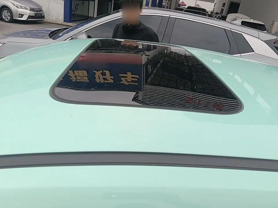 CHANGAN UNI-V iDD 2023 ZhiDian iDD 1.5T 113km Smart & Fun Version — миниатюра 11