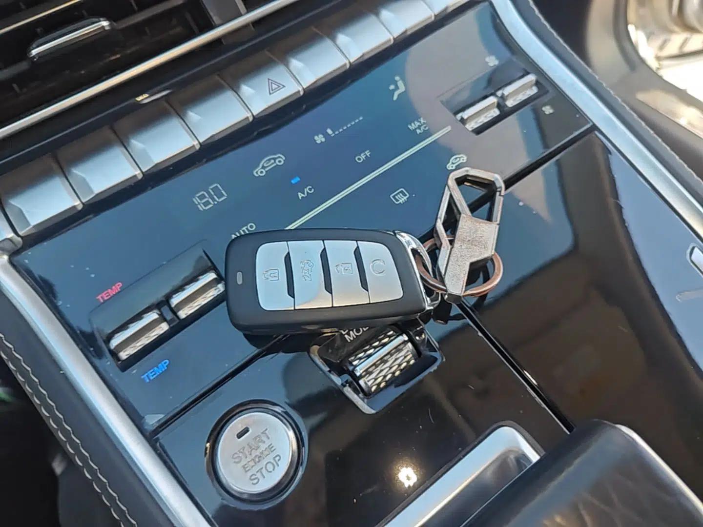 CHANGAN CS85 COUPE 2019 1.5T DCT Version China VI Standard — миниатюра 12