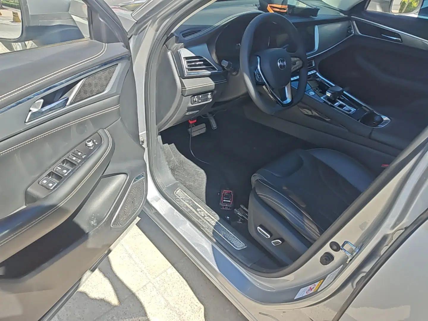 CHANGAN CS85 COUPE 2019 1.5T DCT Version China VI Standard — миниатюра 19