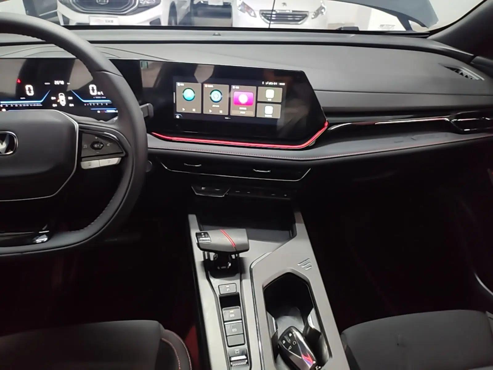 CHANGAN X5 PLUS 2025 1.5T DCT High-Energy Version — миниатюра 16