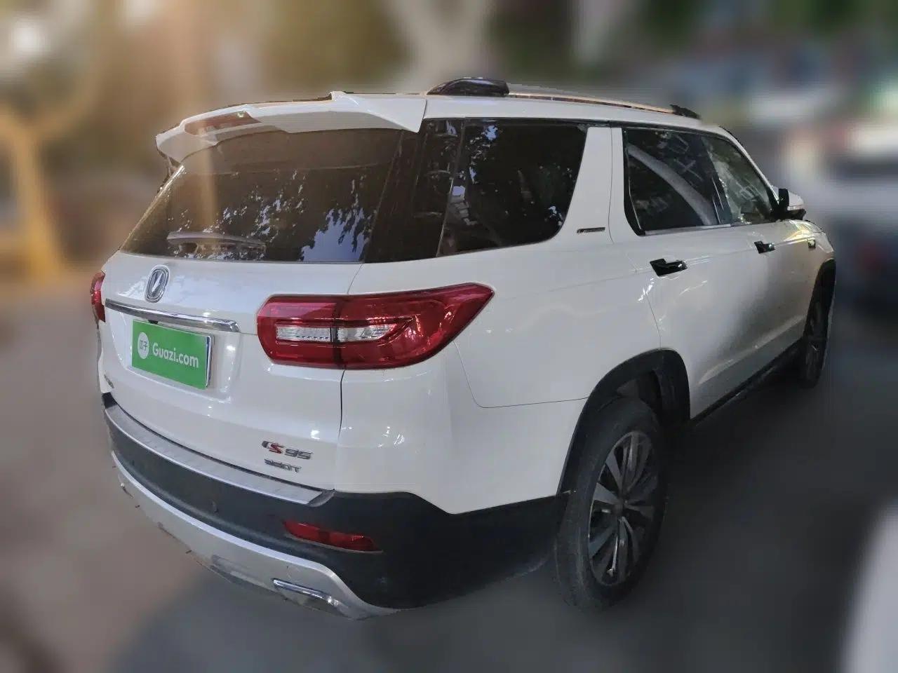 CHANGAN CS95 2017 2.0T Two-Wheel Drive Zhituo Edition — миниатюра 6