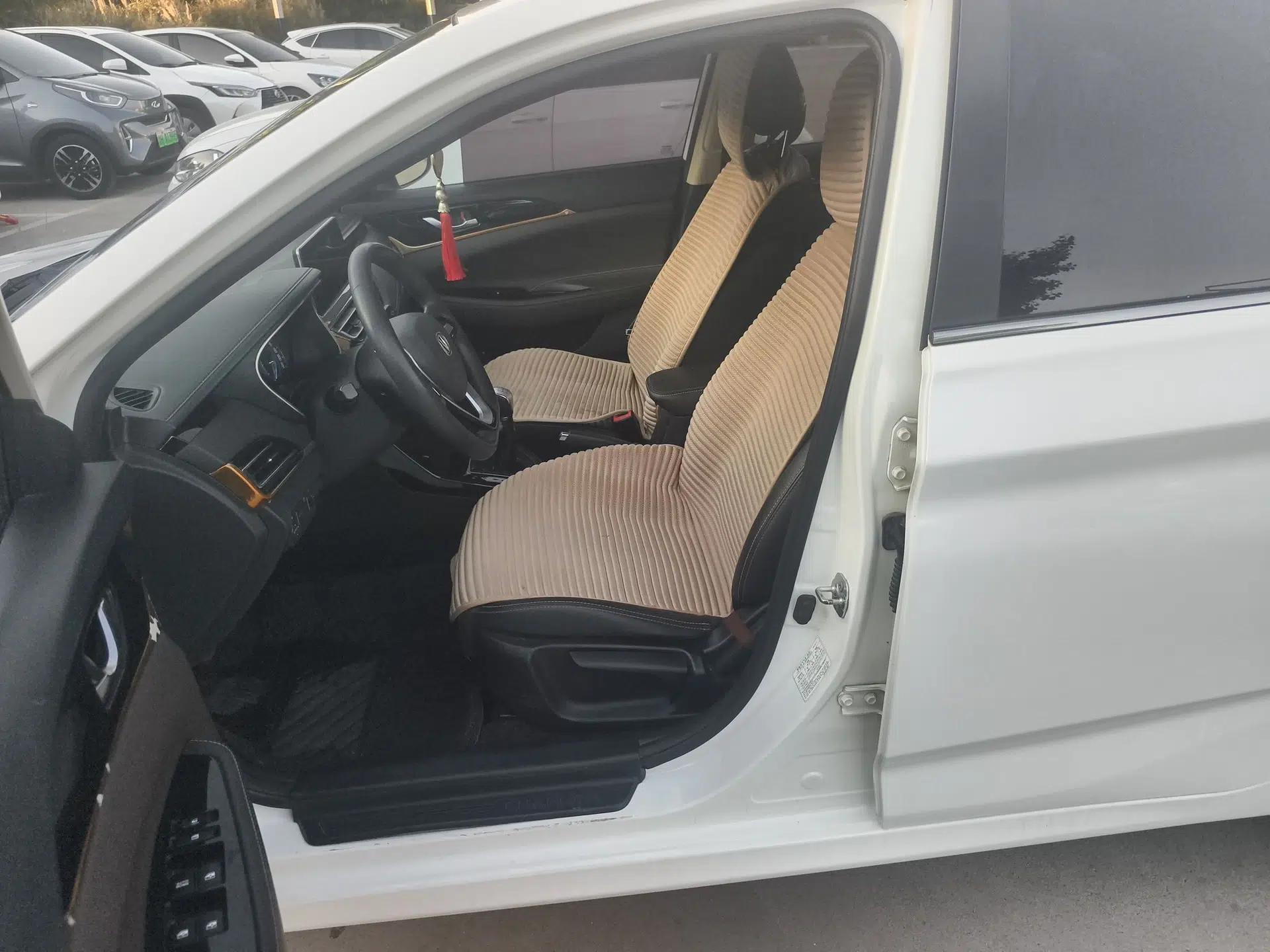 CHANGAN Eado DT 2018 1.6L Manual Smart Enjoyment Model — миниатюра 14