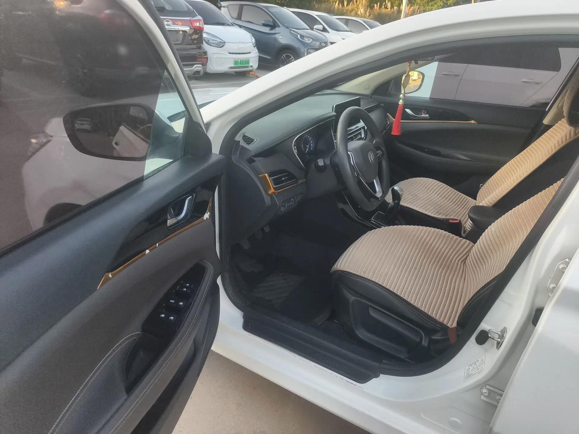 CHANGAN Eado DT 2018 1.6L Manual Smart Enjoyment Model — миниатюра 15