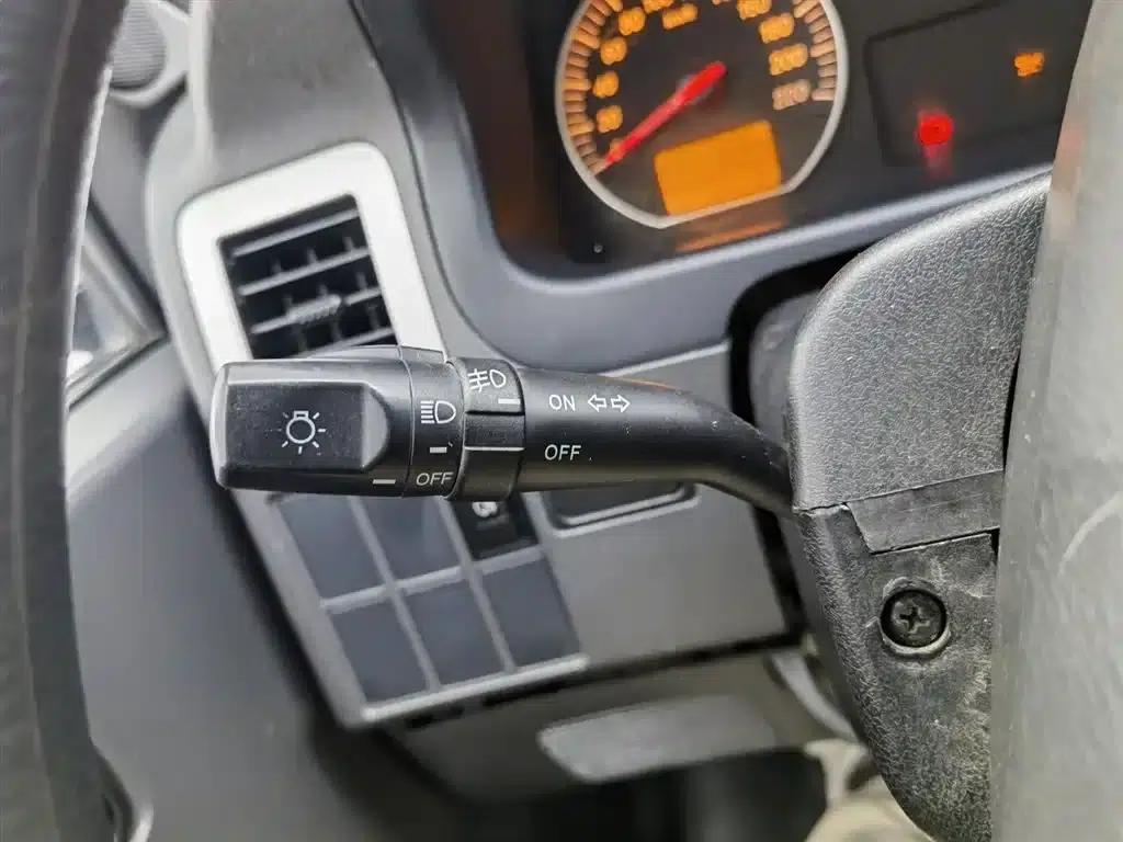 Jinbei Express 2020 2.0L Upgraded Version National VI Standard 6-Seater 1TZS — миниатюра 21