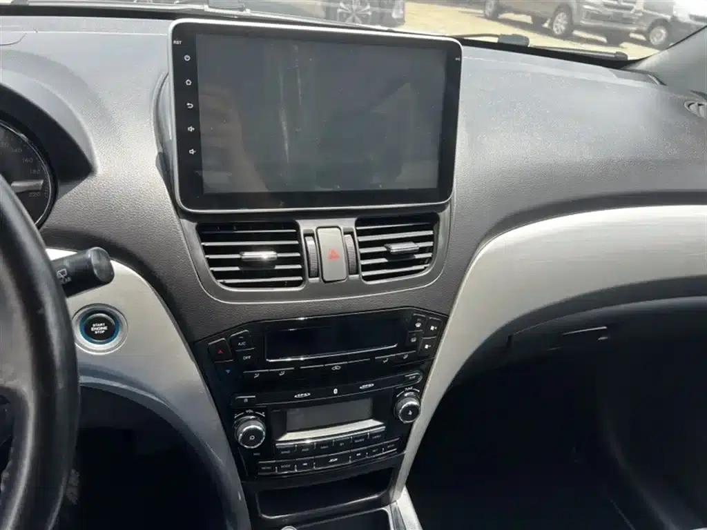 Jinbei S70 2017 1.5T Fashion Edition 5-seater — миниатюра 13