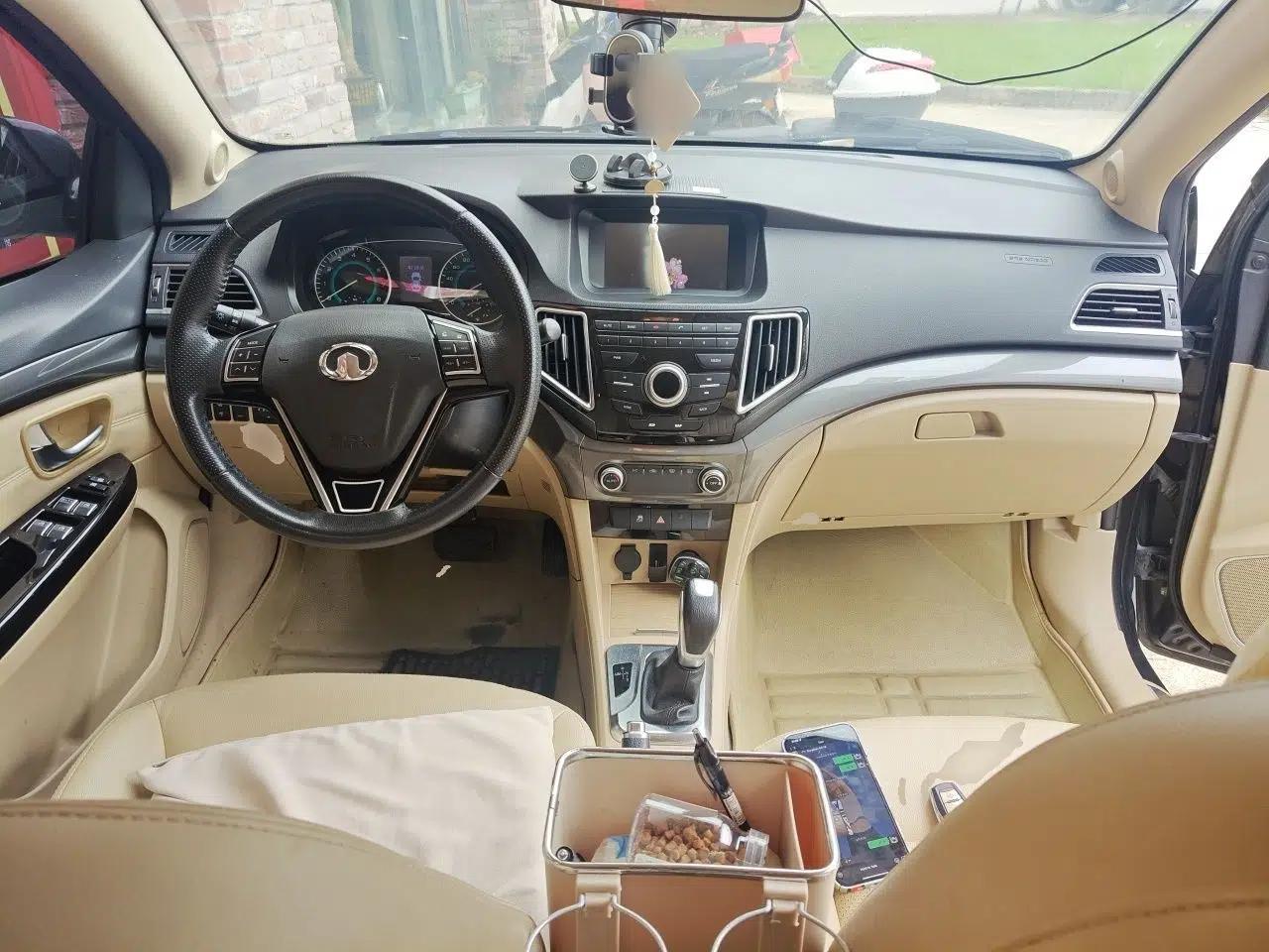 Great Wall C30 2015 1.5L AMT Elite Model — миниатюра 10