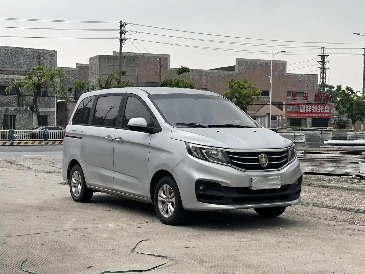 Jinbei F50 2017 1.6L Manual Elite — миниатюра 3