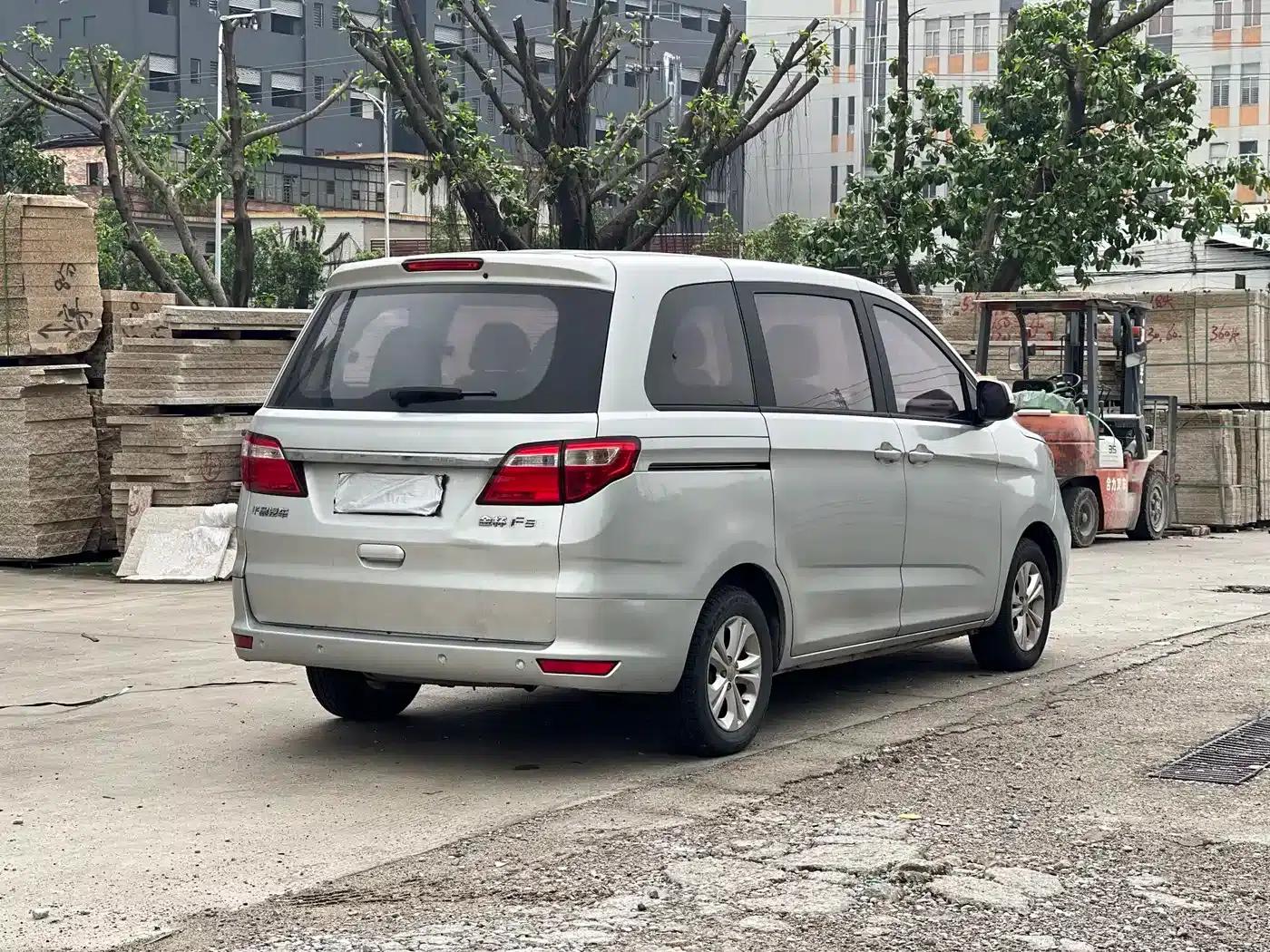 Jinbei F50 2017 1.6L Manual Elite — миниатюра 5